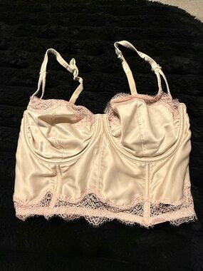 Victoria's Secret Pale Pink Lace-Trim Bustier